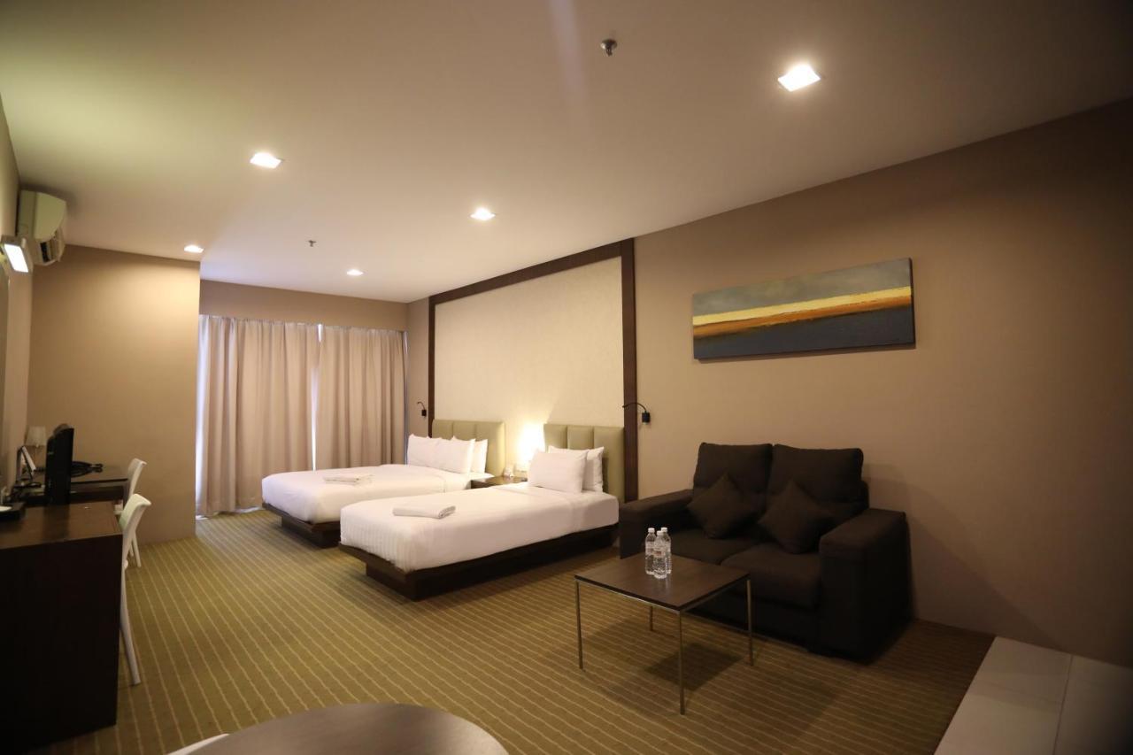 Hotel Primera Suite Cyberjaya Buitenkant foto