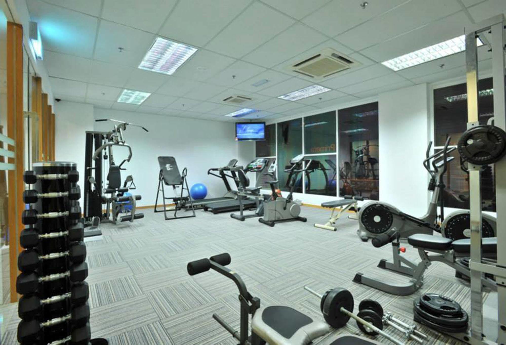 Hotel Primera Suite Cyberjaya Buitenkant foto